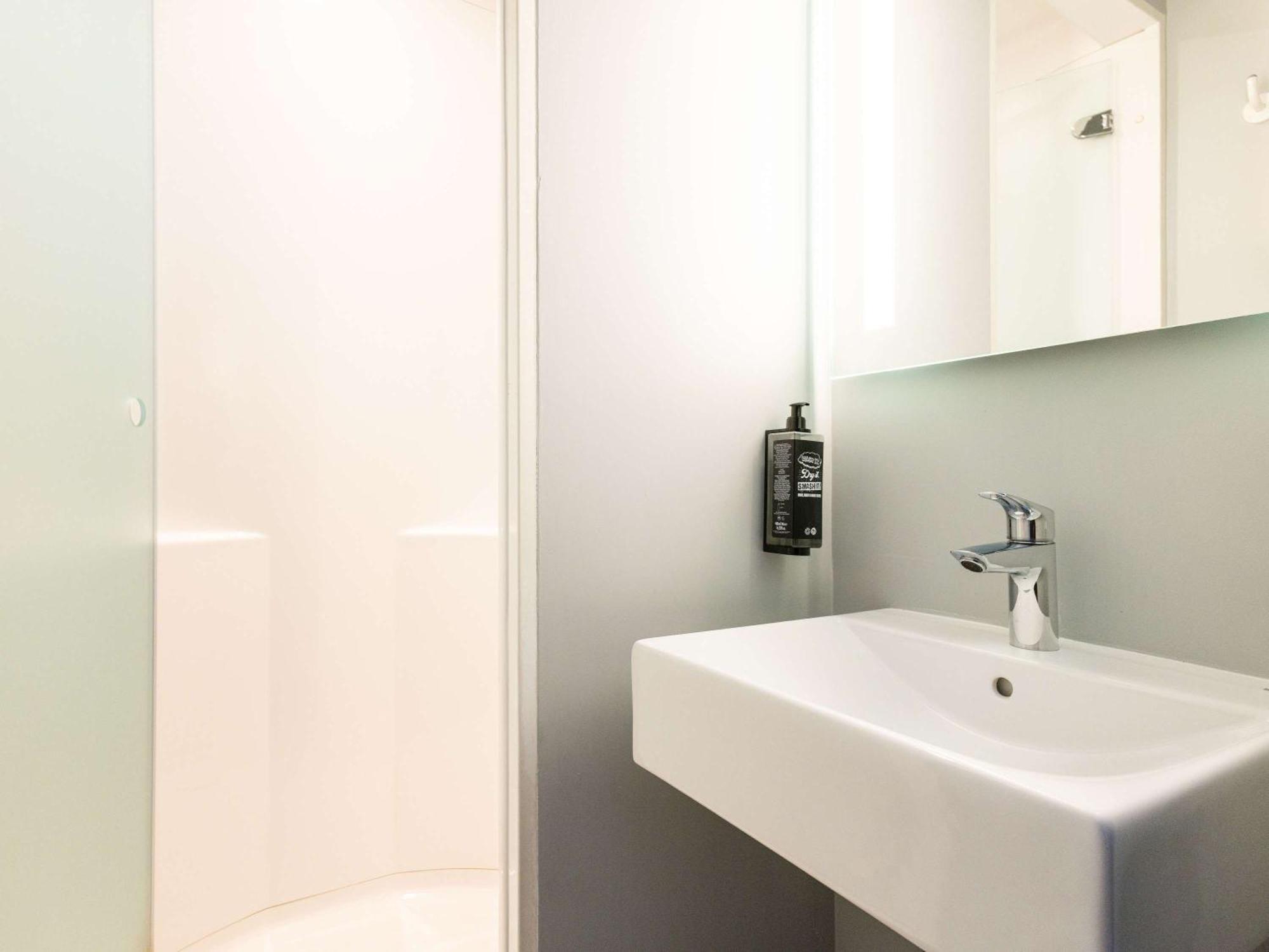 ibis budget Nanterre La Defense Buitenkant foto